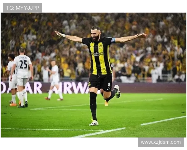 本泽马新月年薪破5000万创纪录